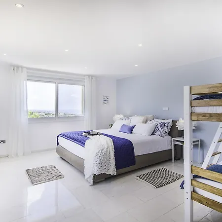 Frenkie Villa Pégeia