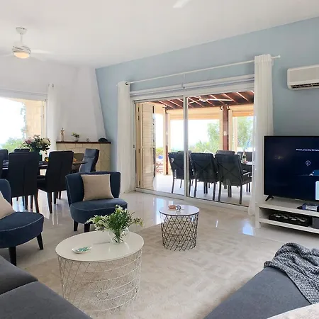 Villa Frenkie Pégeia